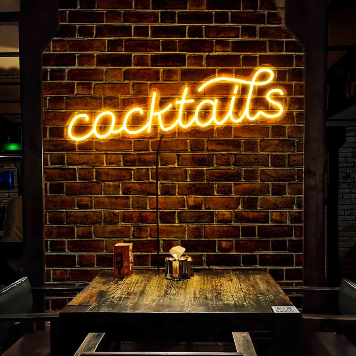 "Cocktails" Neon Sign